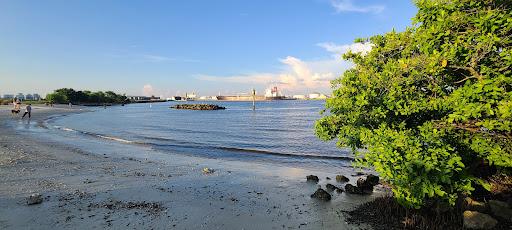 Sandee Davis Islands Beach Photo