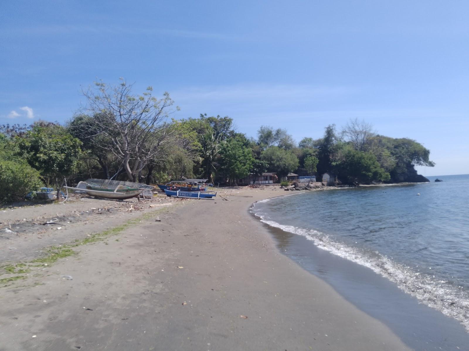 Sandee Pantai Batu Gong
