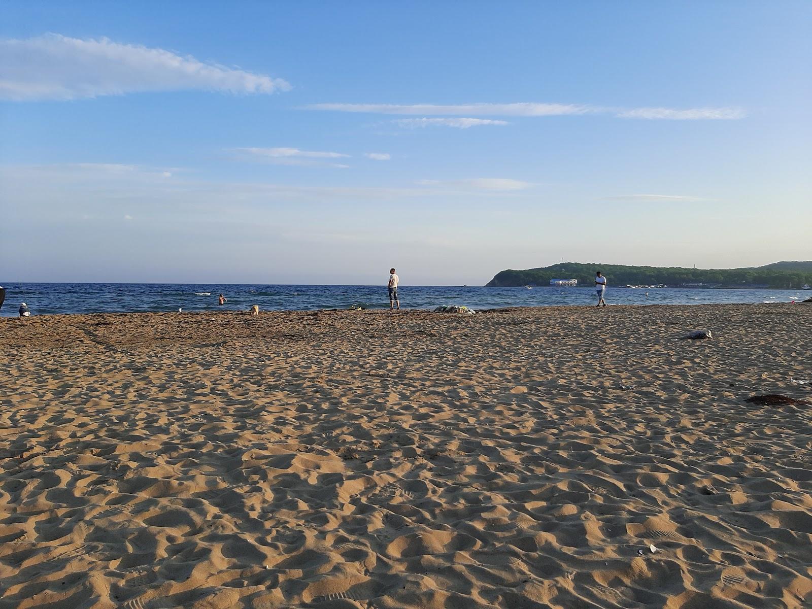 Sandee Lazurnaya Bay