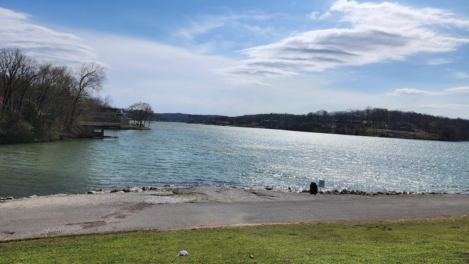 Sandee - The Beach At Lake Avalon