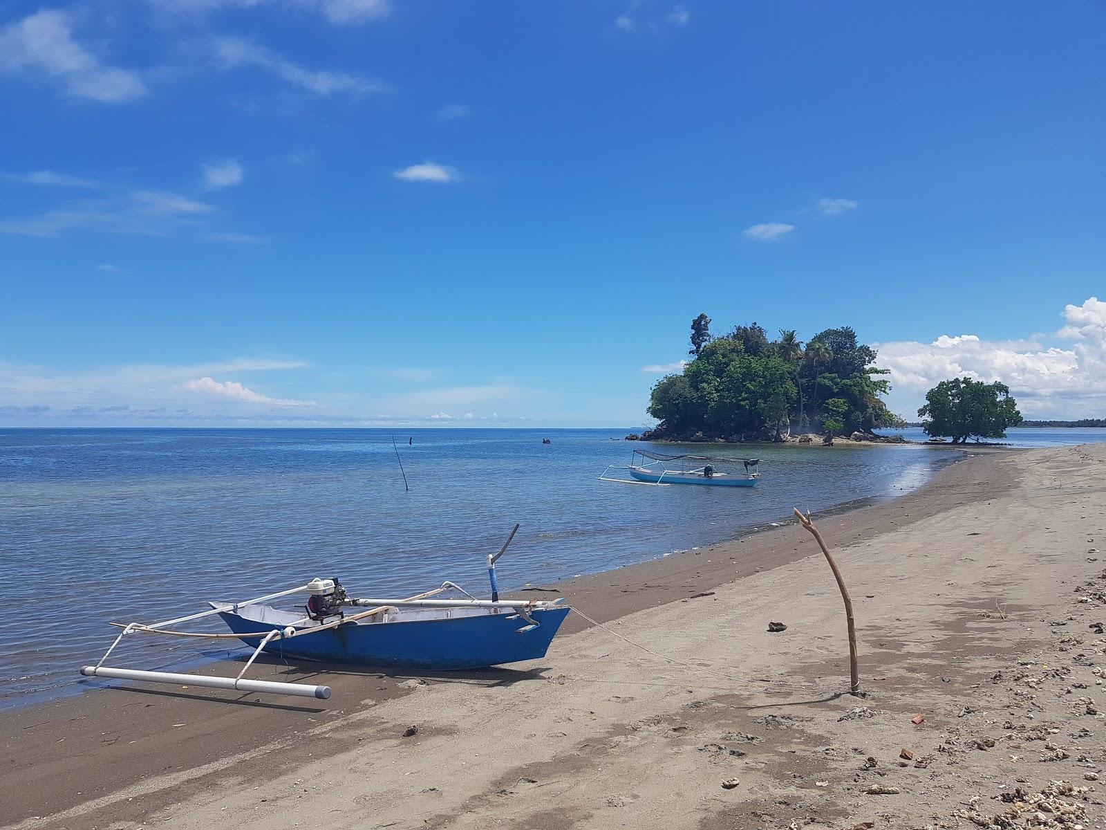 Sandee Takari Beach