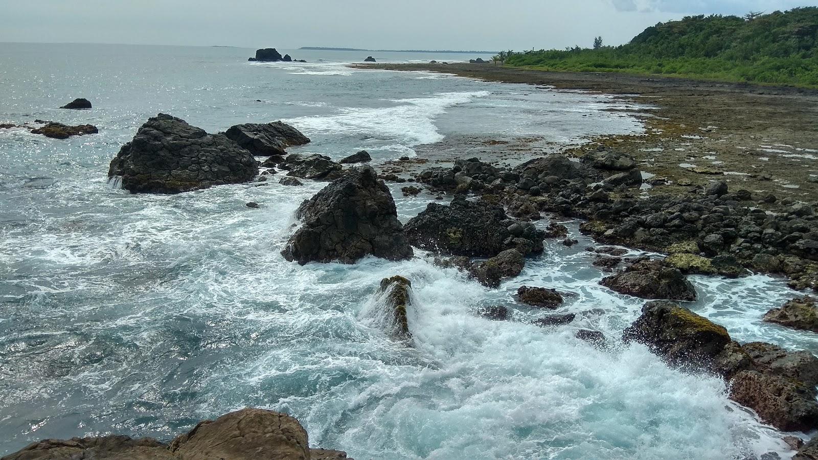 Sandee Valaete Beach Photo