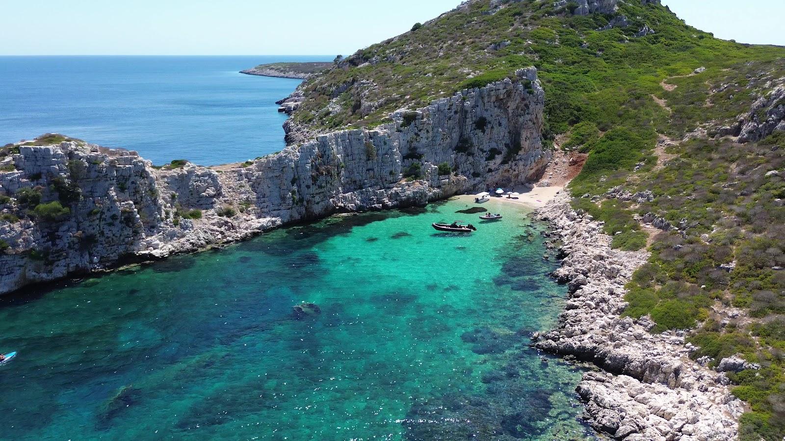 Sandee Vourlia Beach