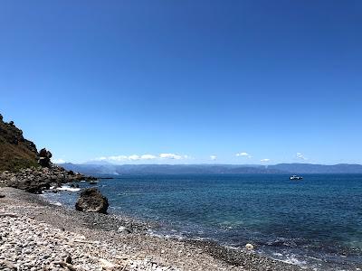 Sandee - Spiaggia Tre Pietracce