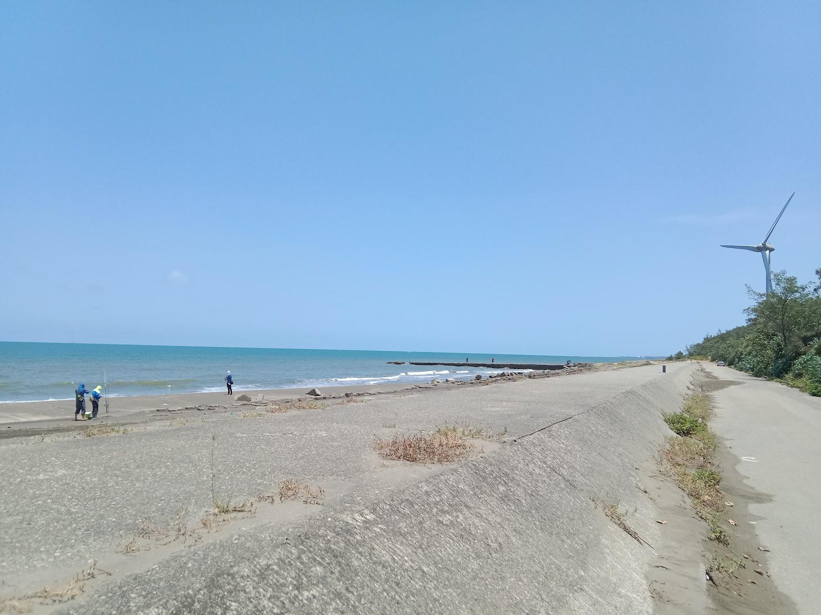 Sandee Xinfeng Beach