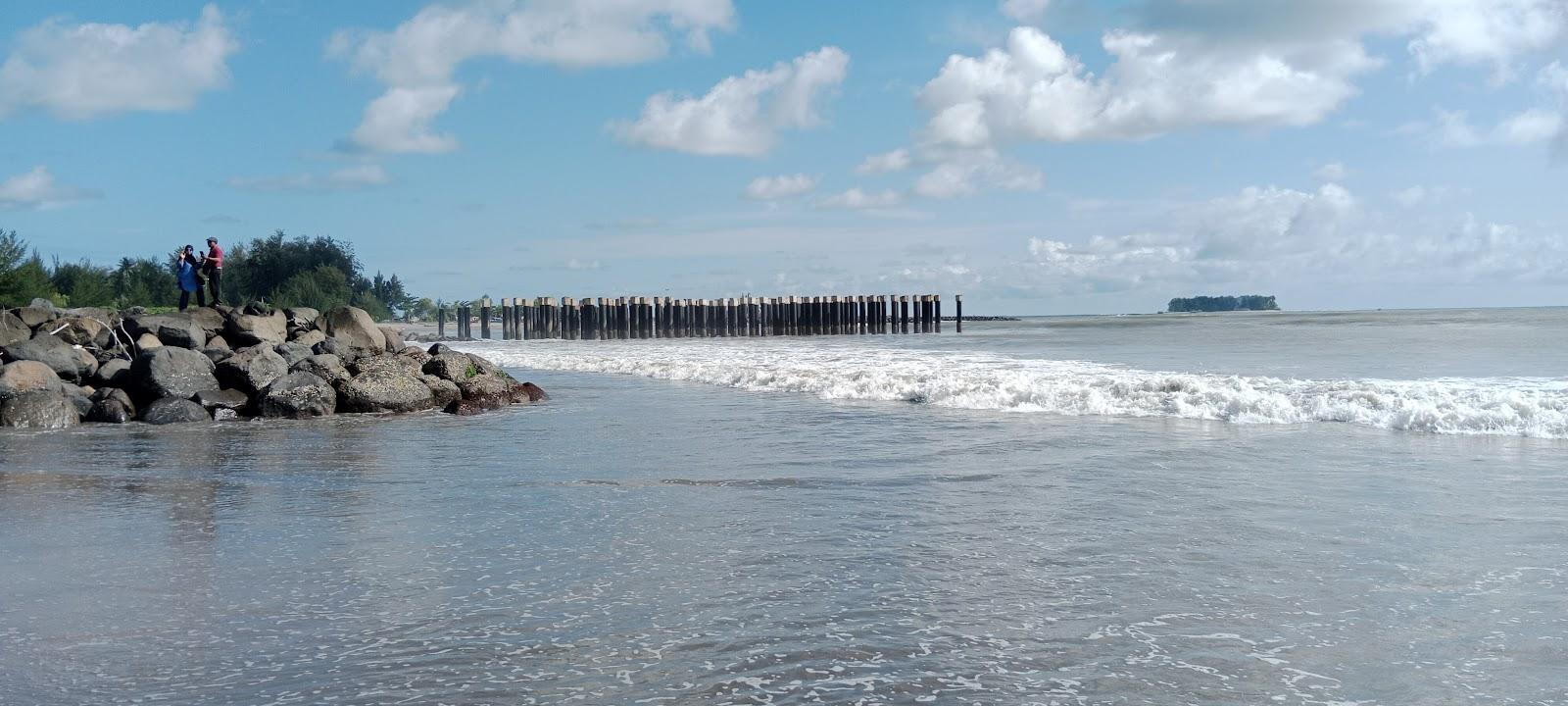 Sandee Talao Beach