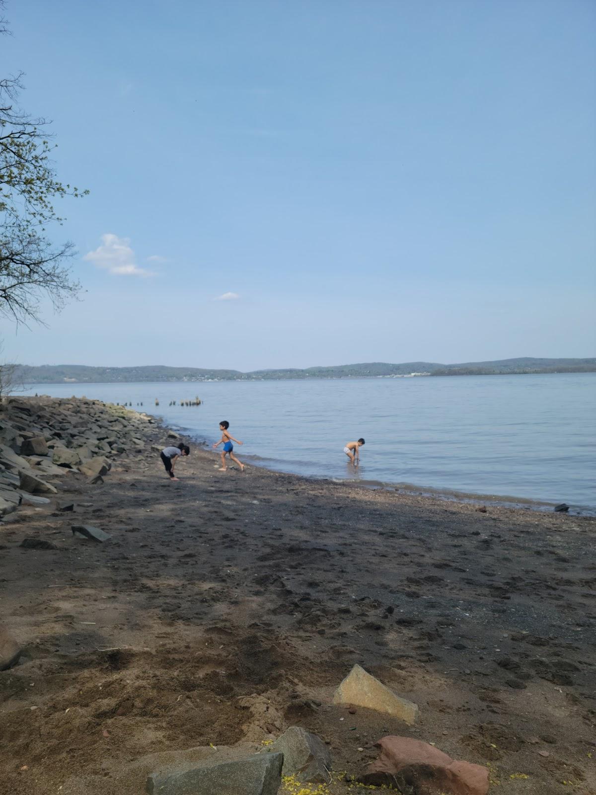 Sandee Haverstraw Beach State Park