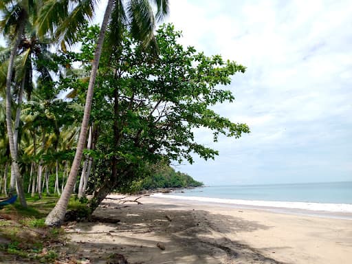 Sandee - Pantai Indah Ruguk
