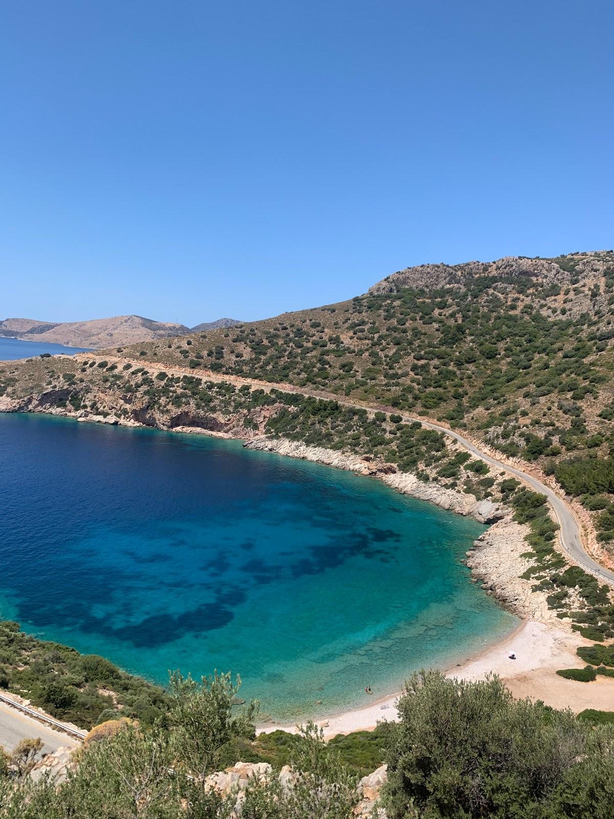 Sandee Kurubuk / Barbuci Buku Beach Photo