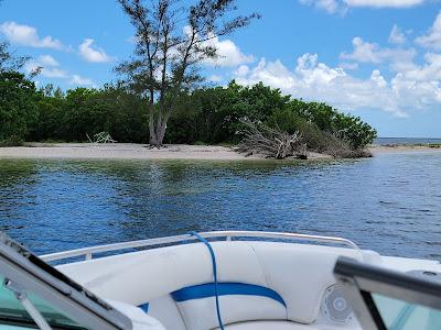 Sandee - Picnic Island Beach