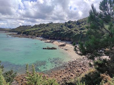 Sandee - Plage De Beg Vilin