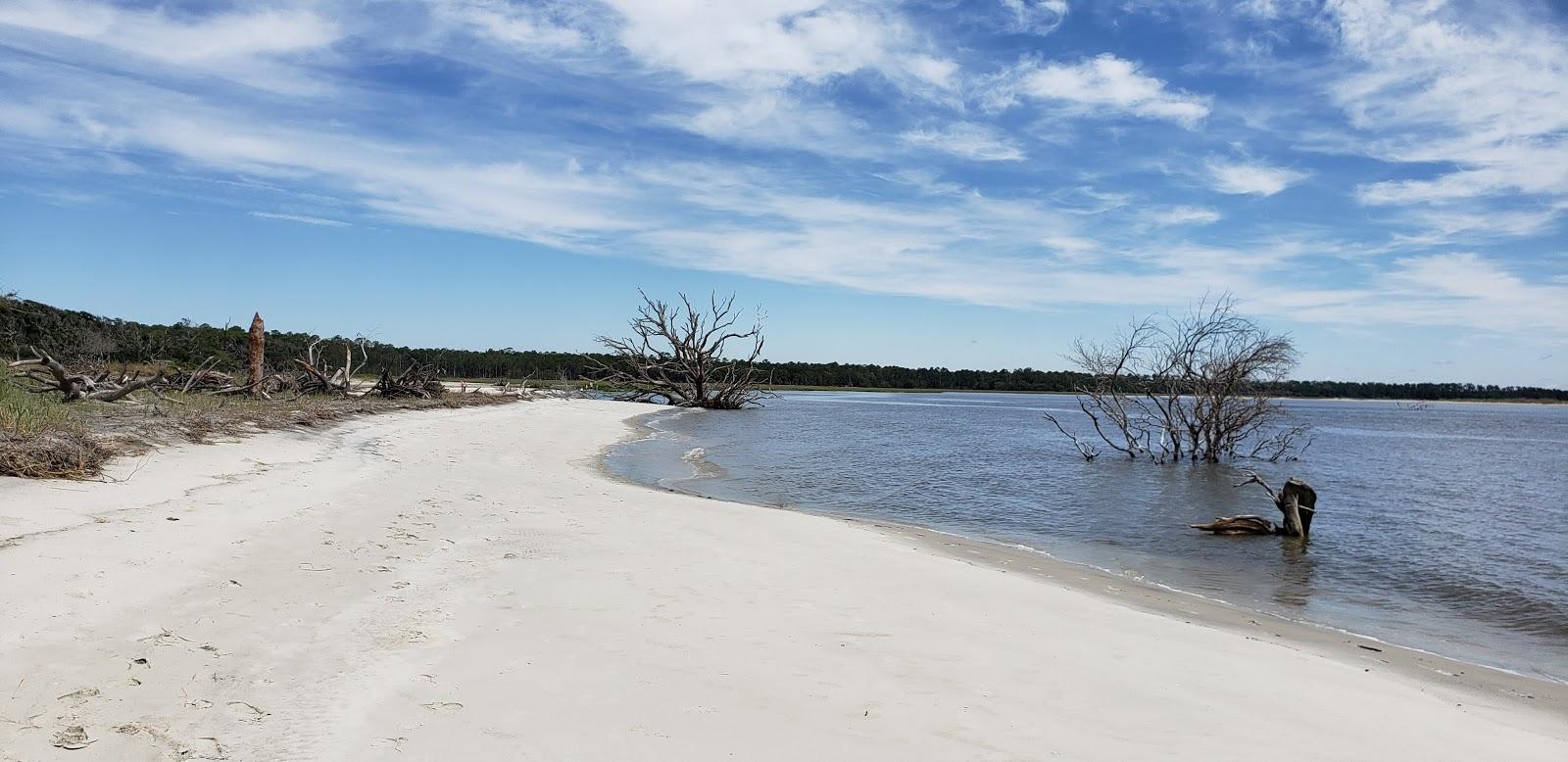 Sandee Cabretta Beach
