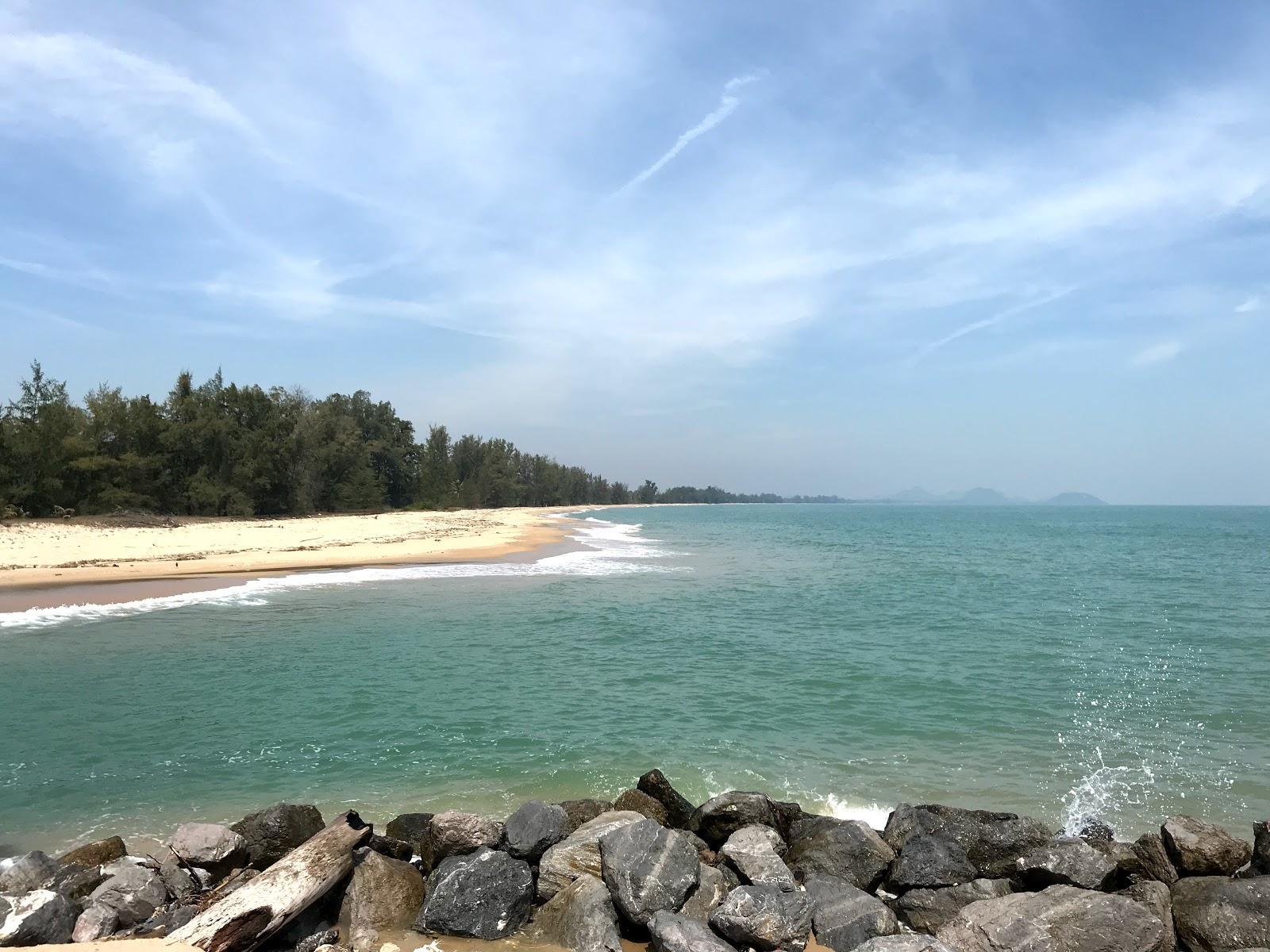 Sandee Don Samran Beach
