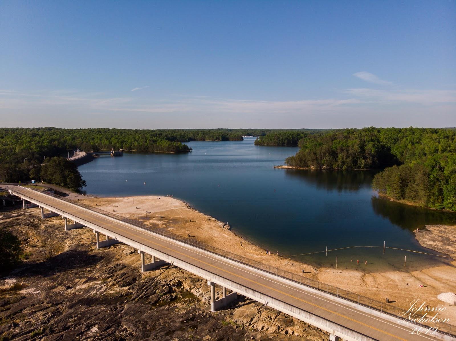 Sandee Laurel River Lake Spillway Beach Photo