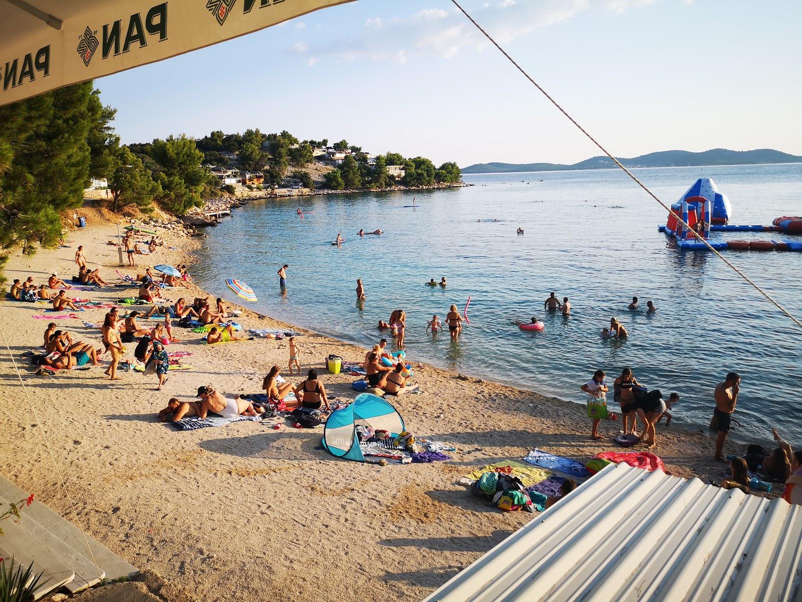 Sandee Drage Beach