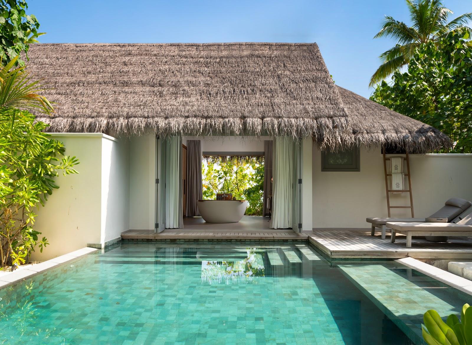 Sandee Vakkaru Island