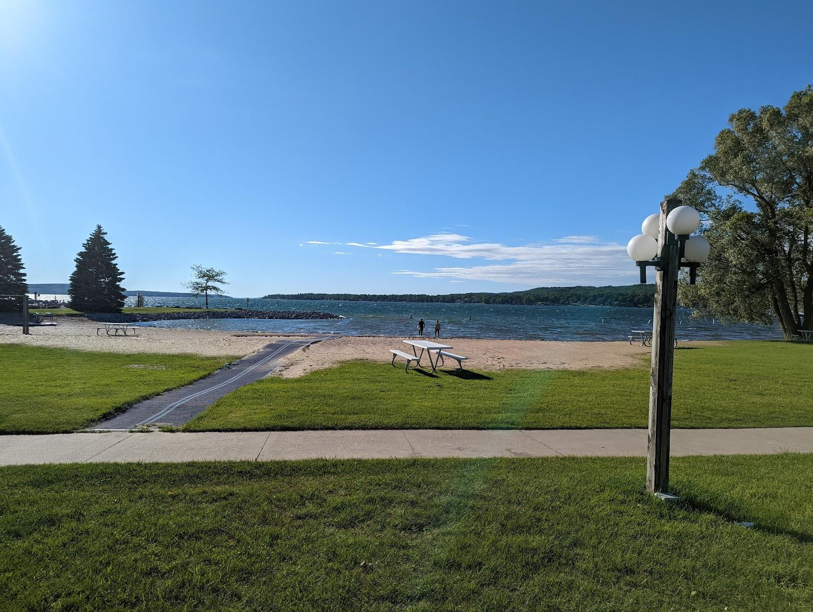 Sandee Peninsula Beach