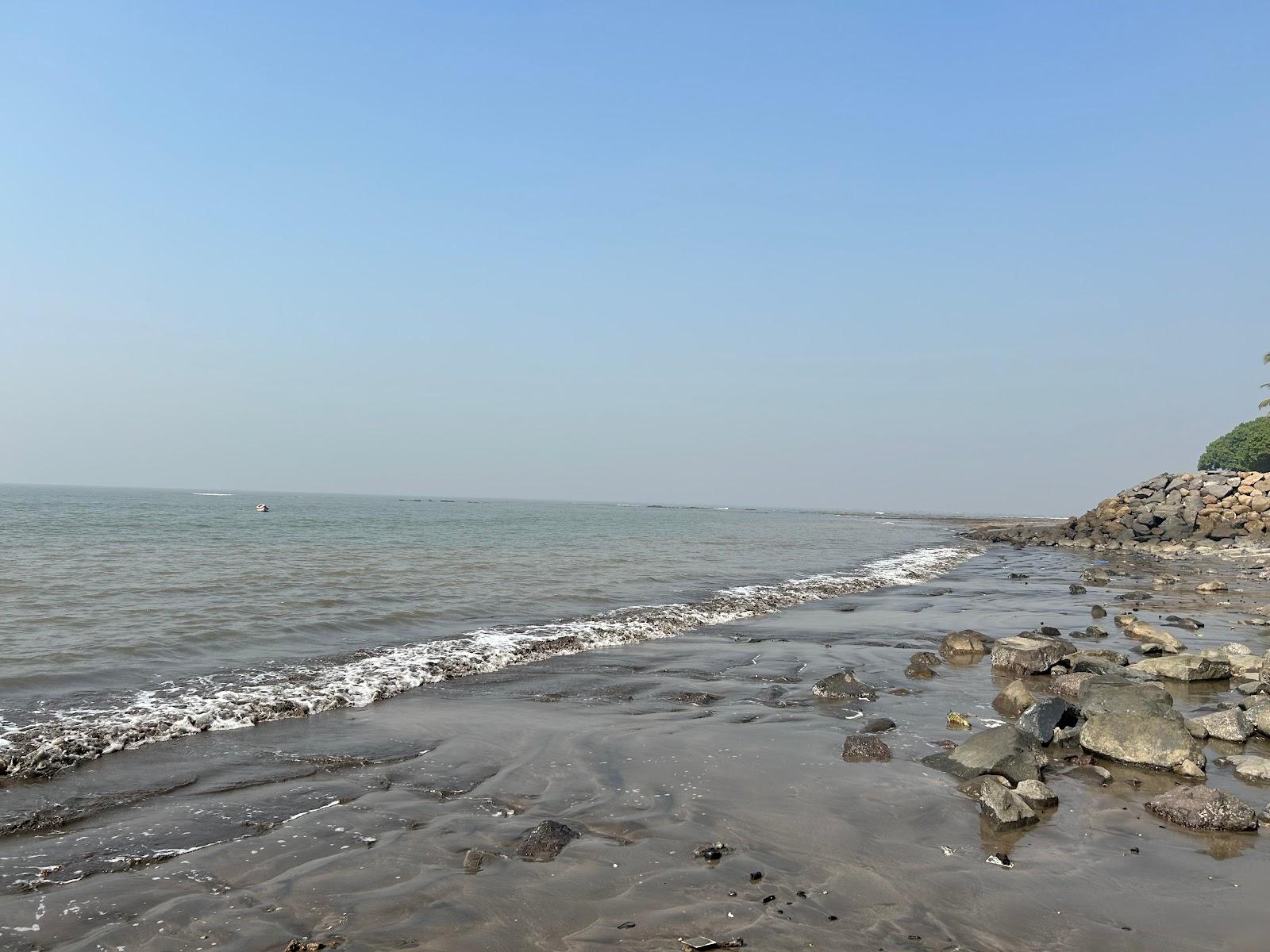 Sandee Uran Pirwad Beach