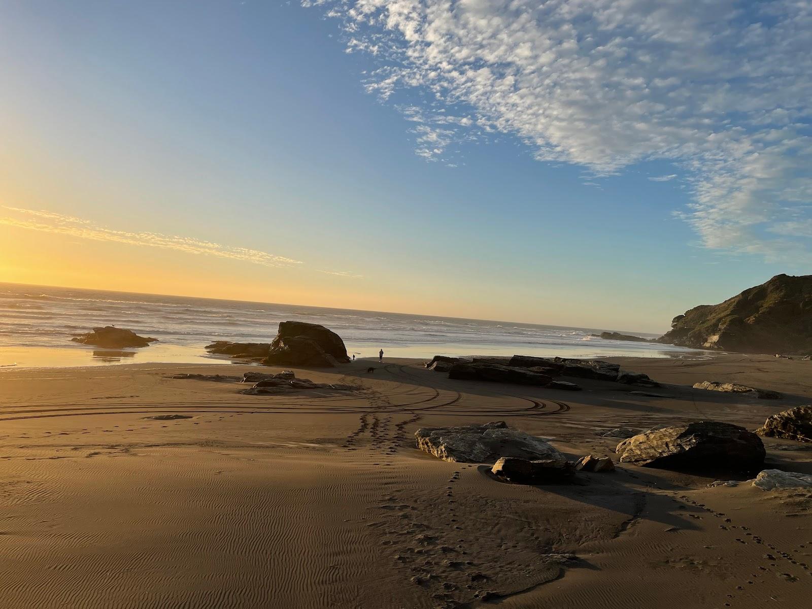 Sandee El Hoyon Beach
