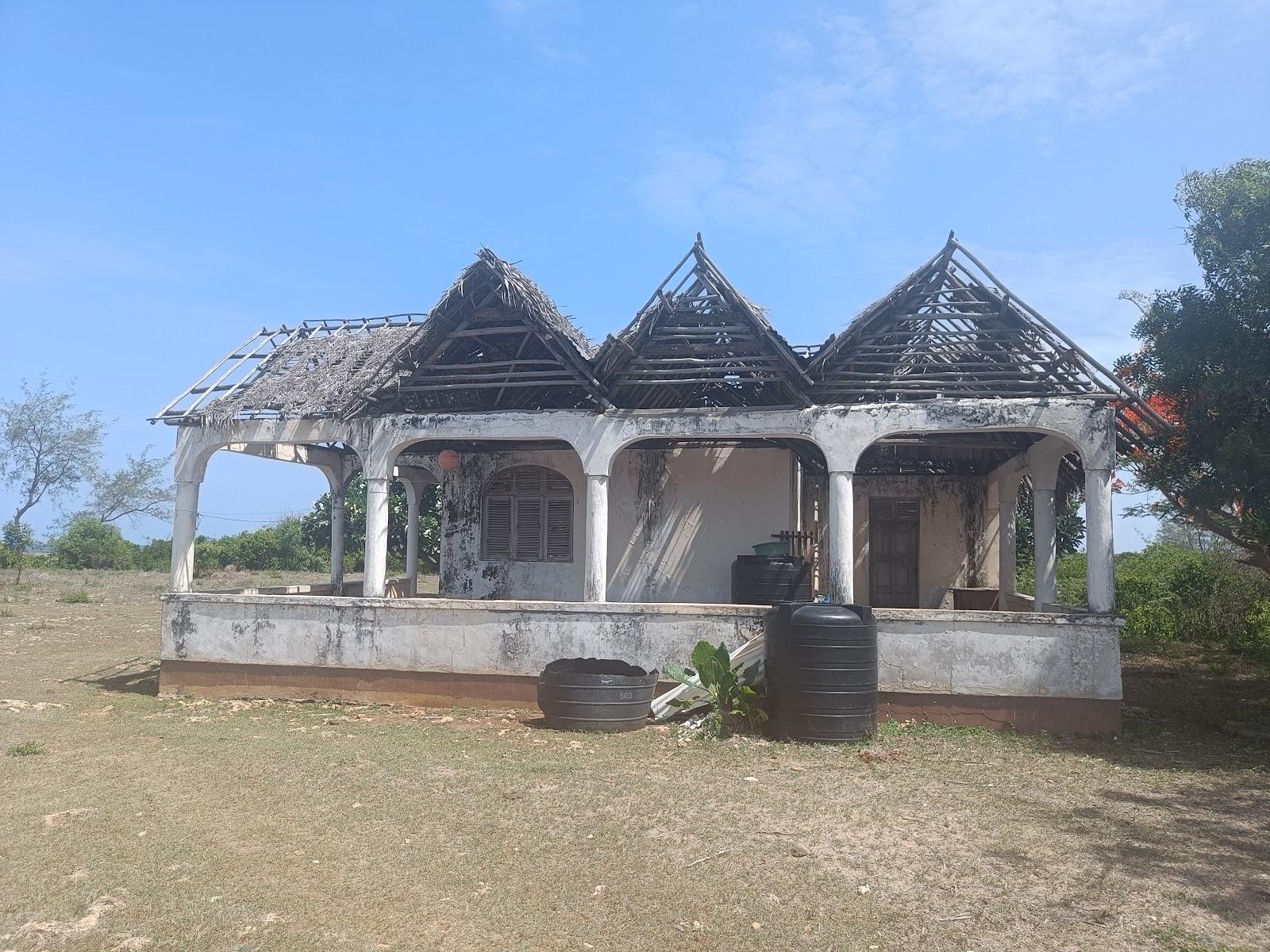 Sandee Mbutu Beach