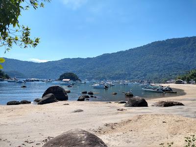 Sandee - Praia Do Abraao