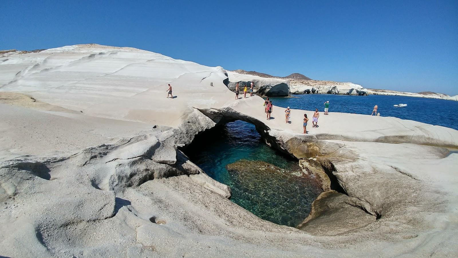 Sandee Sarakiniko Beach Photo