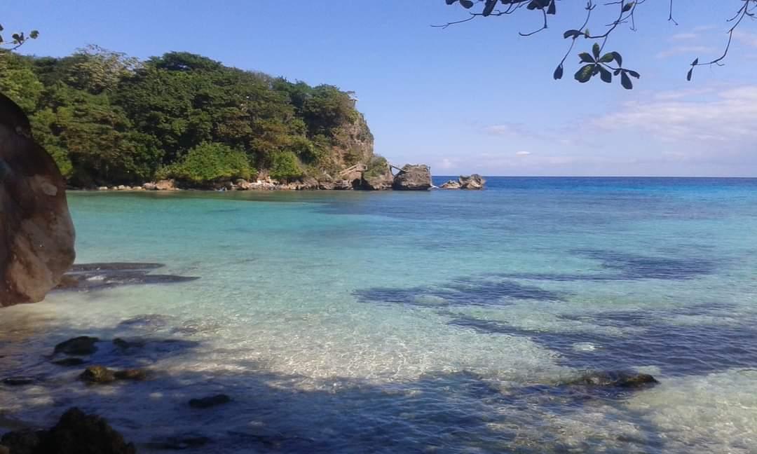 Sandee Maiden Cay Beach Photo