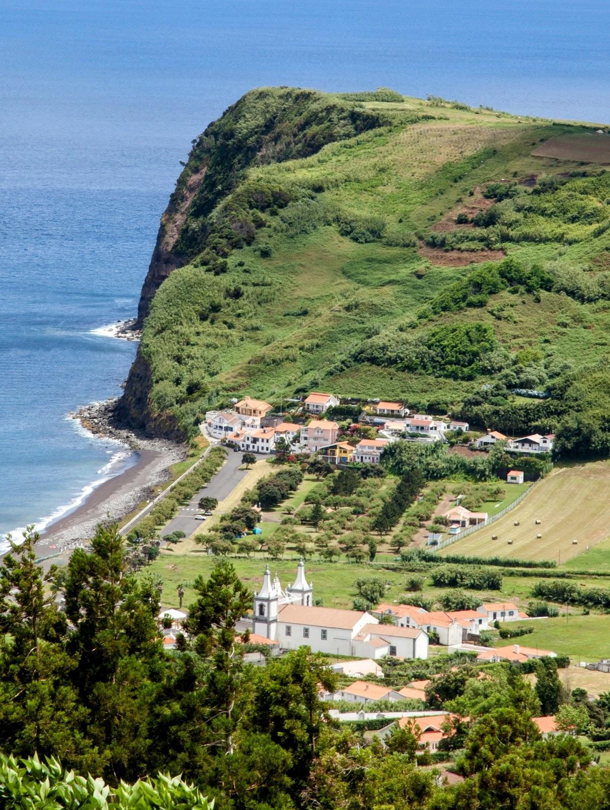 Sandee Praia Do Almoxarife Photo