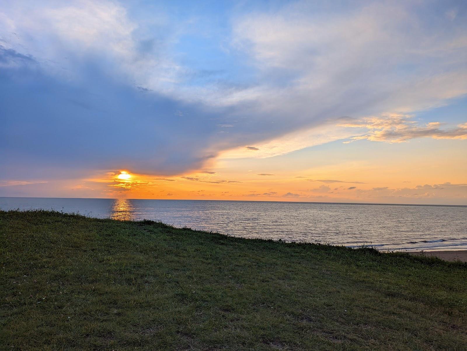 Sandee Colindale Beach