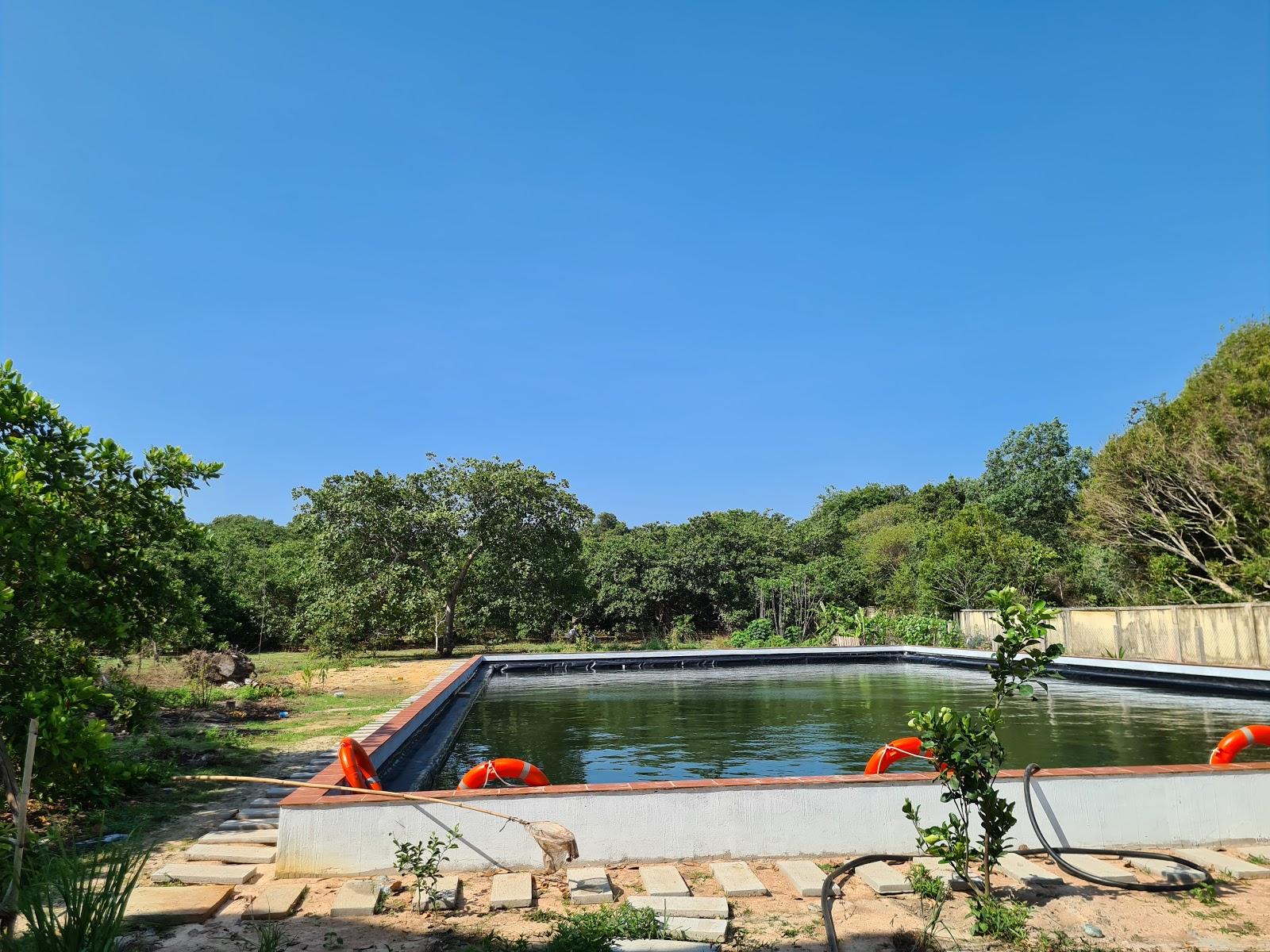 Sandee Coc Lake