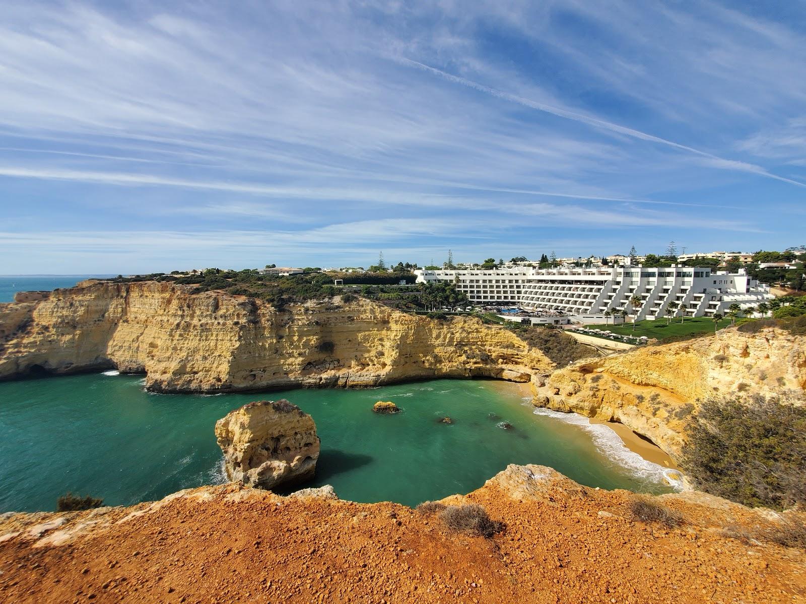 Sandee Vale Covo Beach