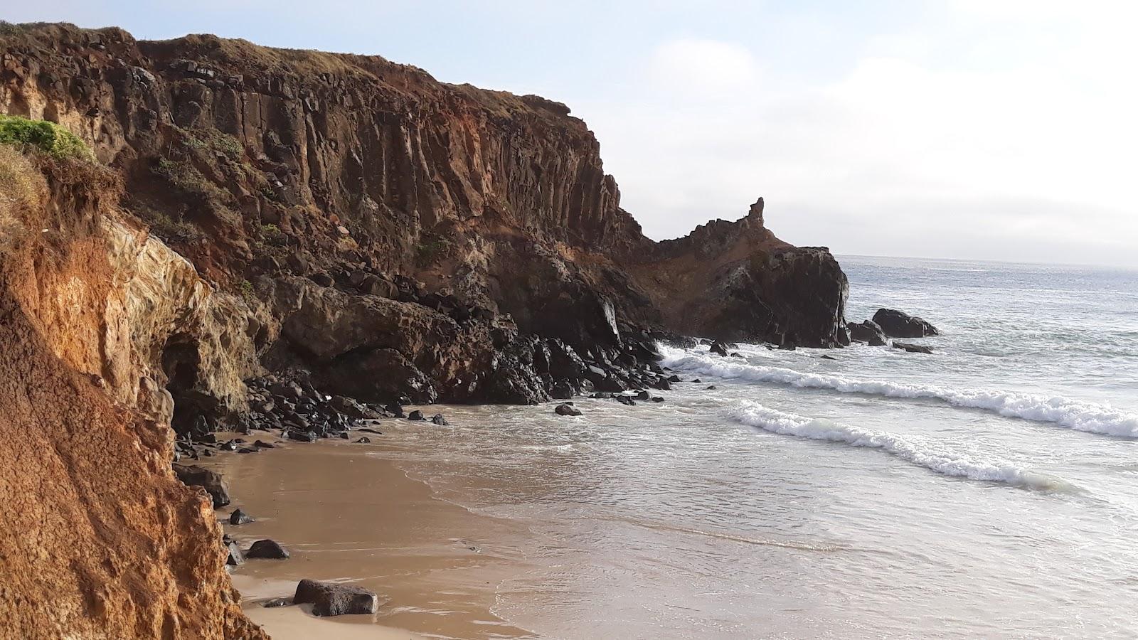 Sandee Skennars Beach