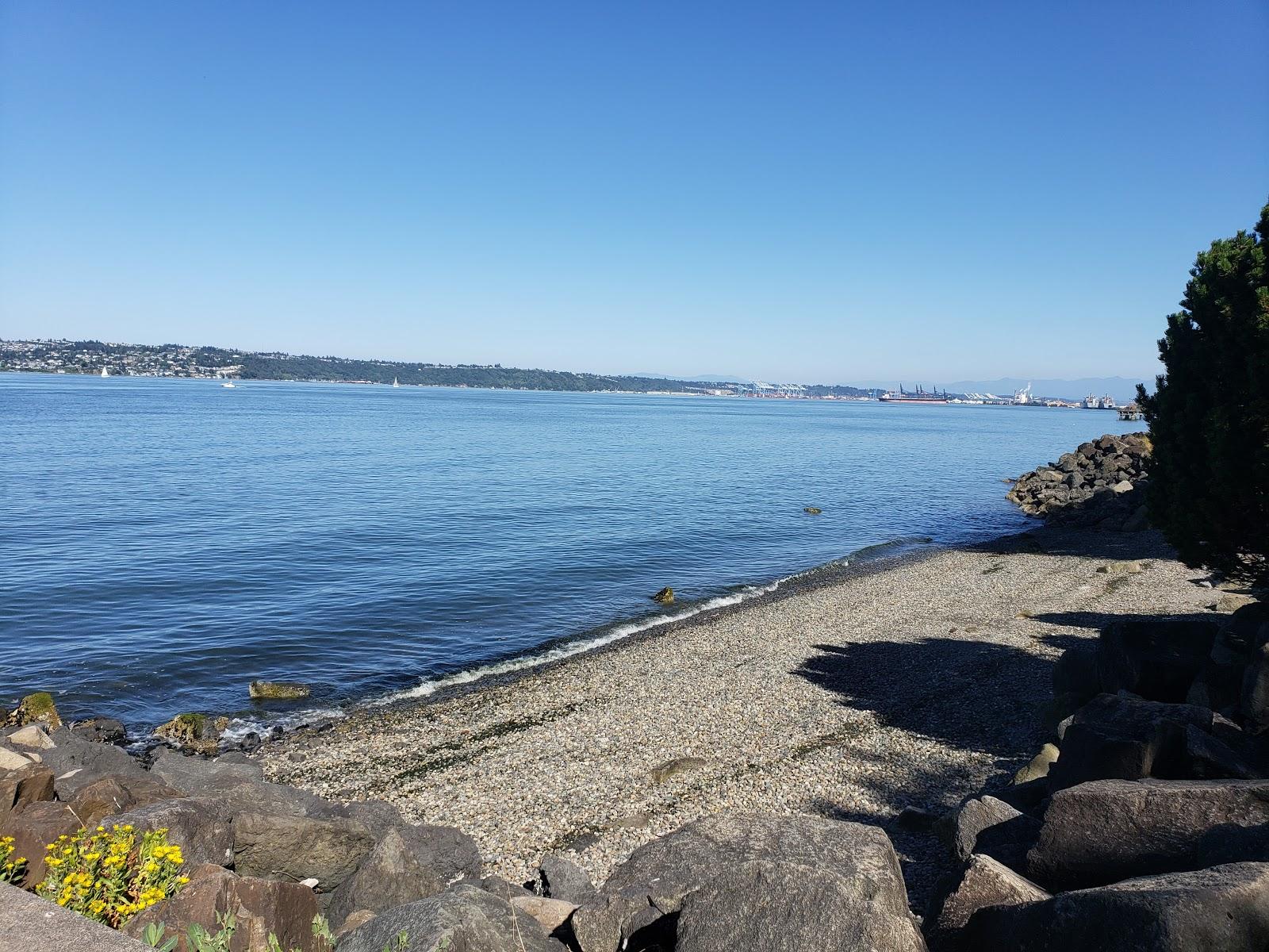 Sandee Waterfront Dock / Ruston Way