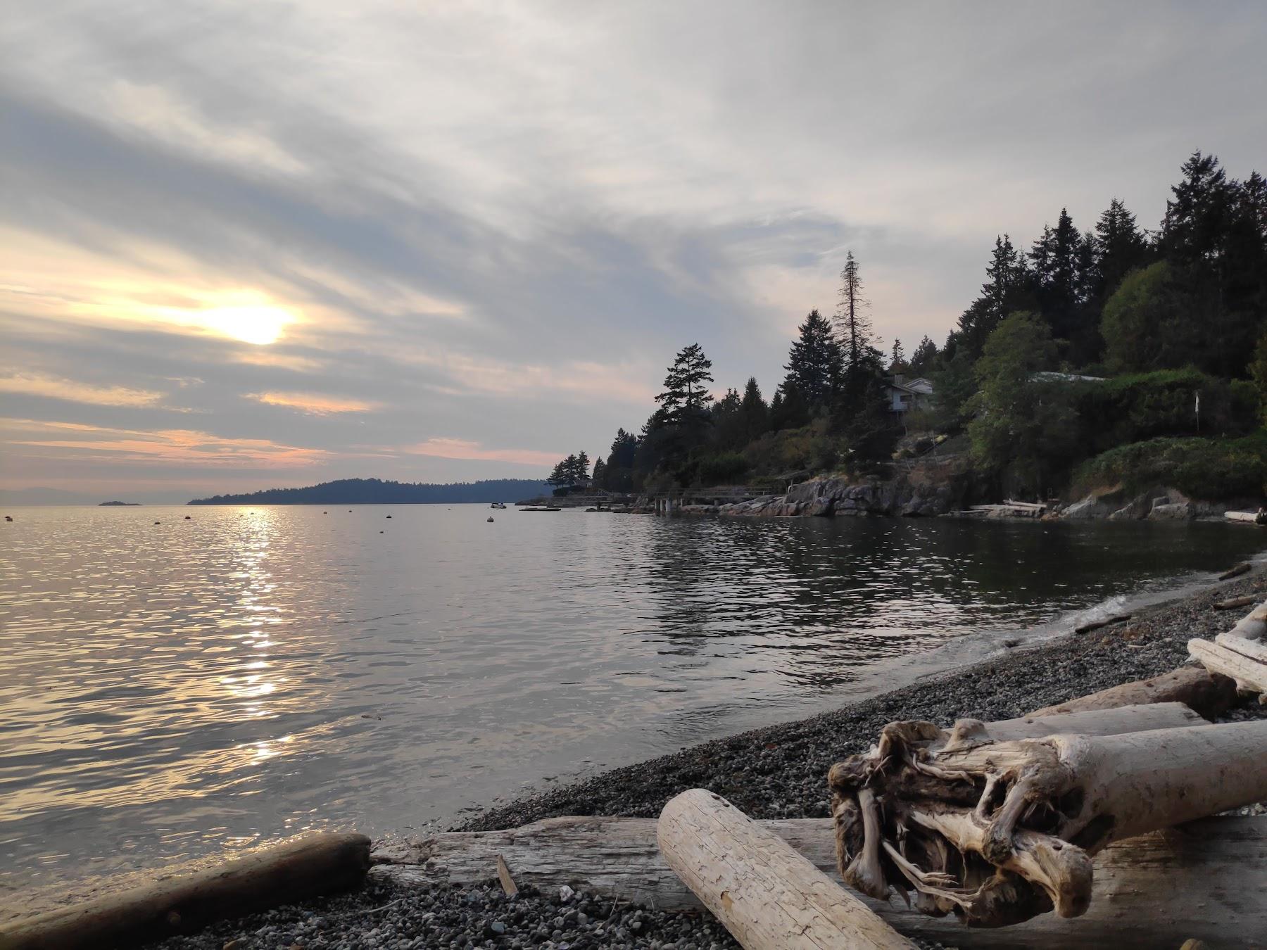 Sandee Bowen Bay Beach