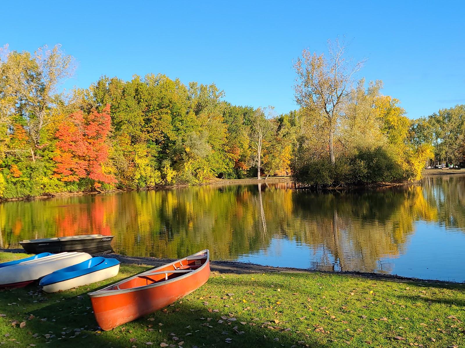 Sandee - Niagara Lazy Lakes Campground