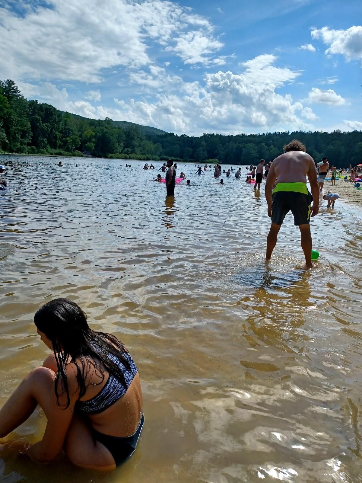 Sandee Laurel Lake