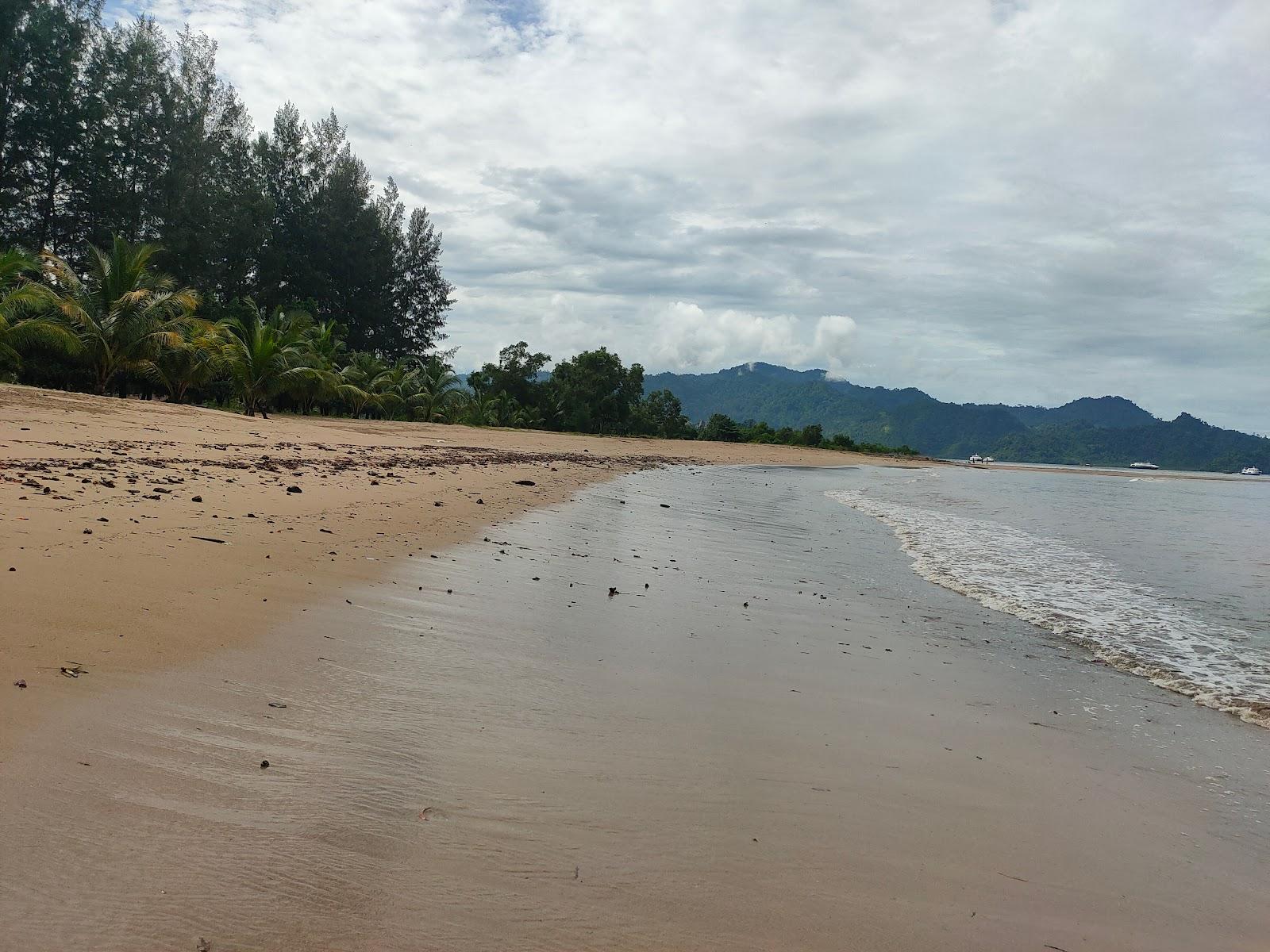 Sandee Sako Beach