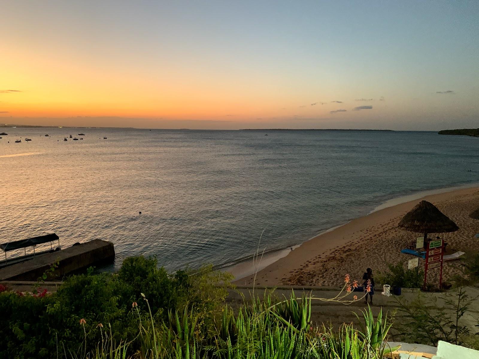 Sandee Yacht Club Beach Photo