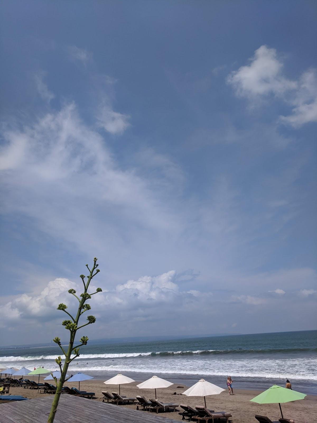 Sandee Pantai Batubelig Photo