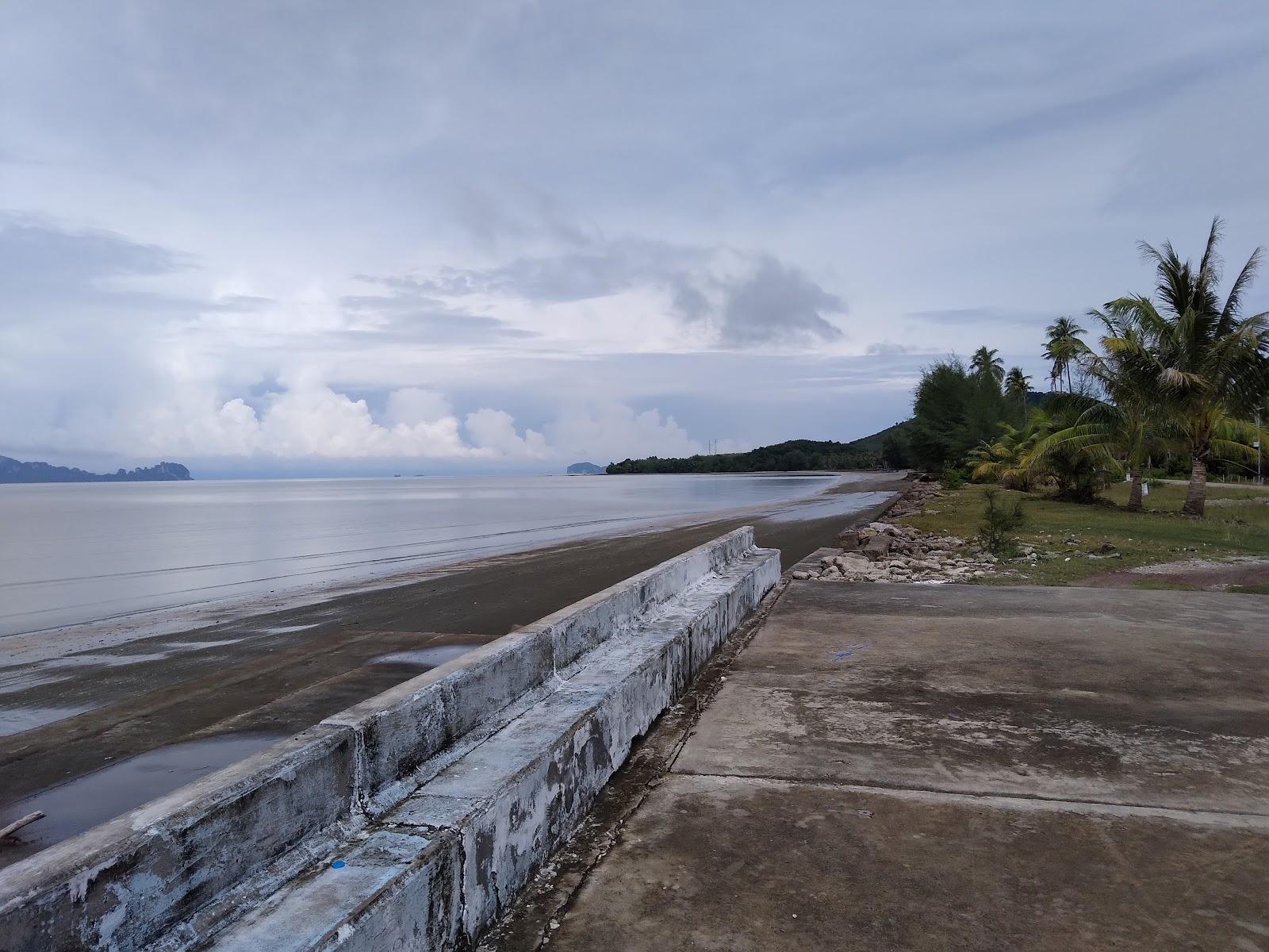 Sandee Ban Thung Beach