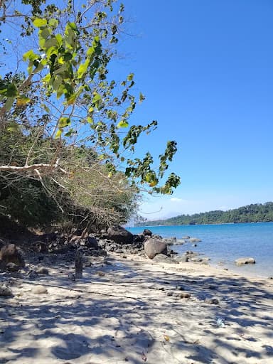 Sandee Mabayo Pier Photo