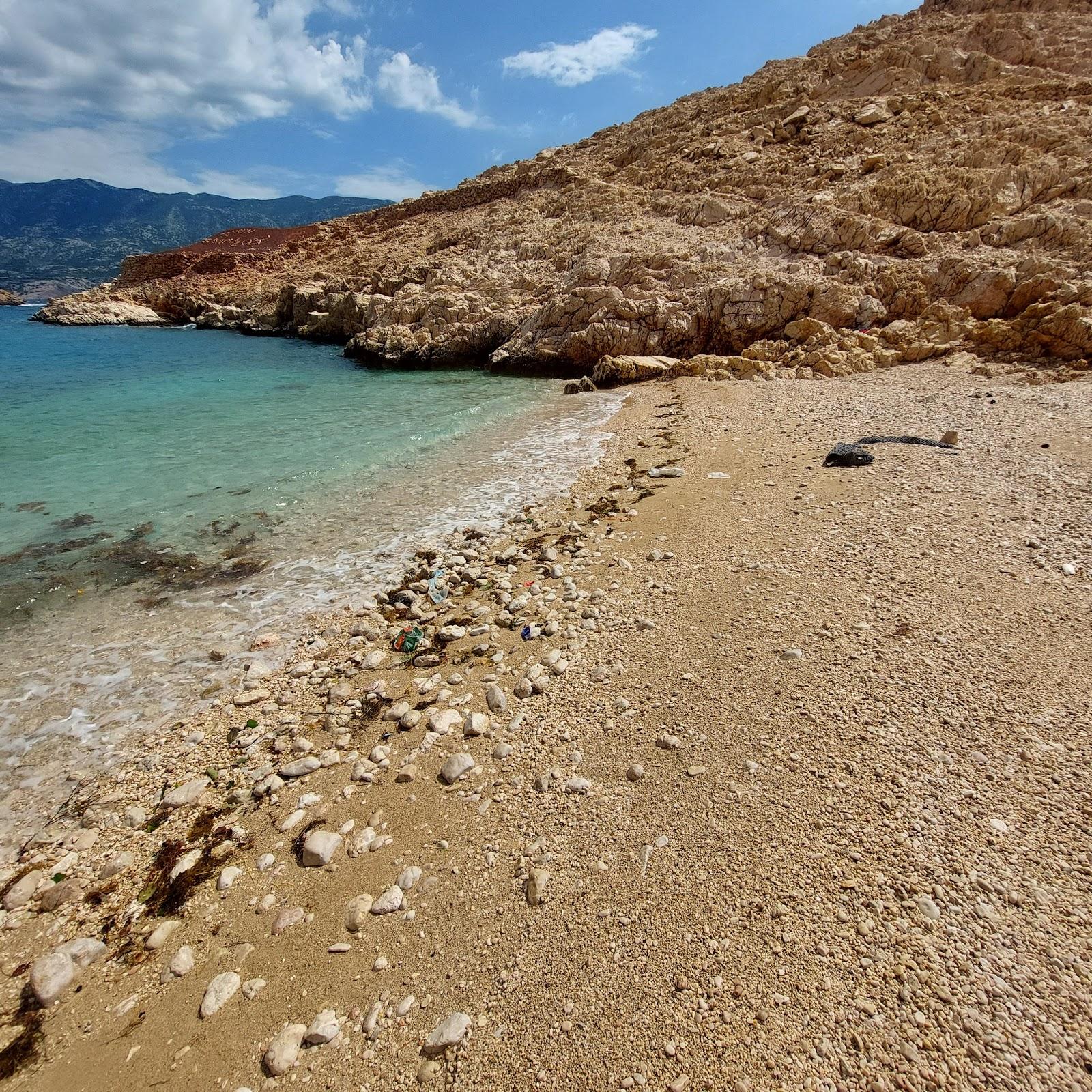 Sandee Wild Beach - Zubovi I