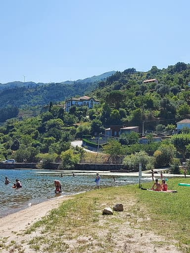 Sandee - Parque Fluvial De Porto De Rei