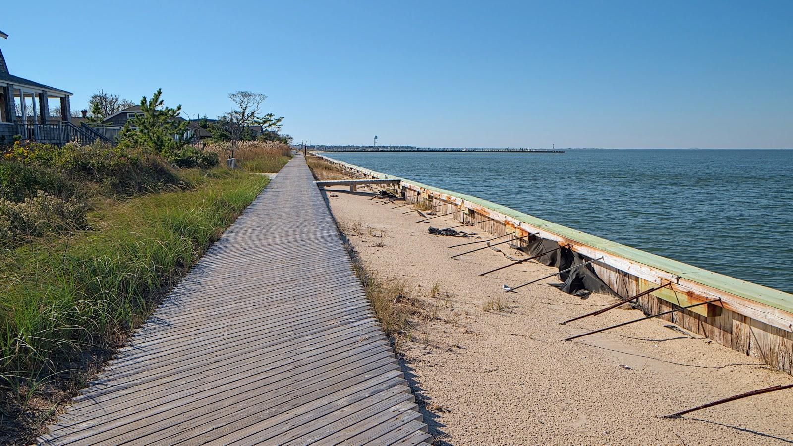 Sandee Point O'Woods Association - Bay Photo