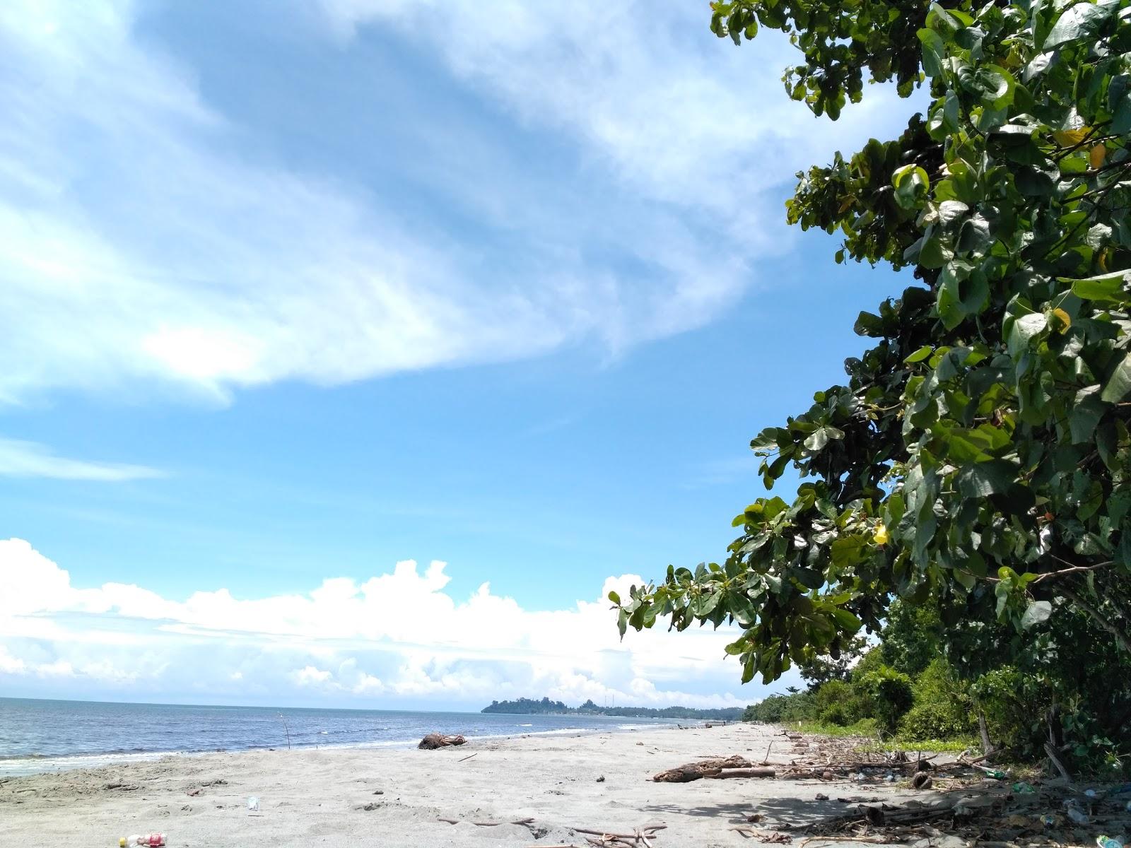 Sandee Pantai Barat Sarudu