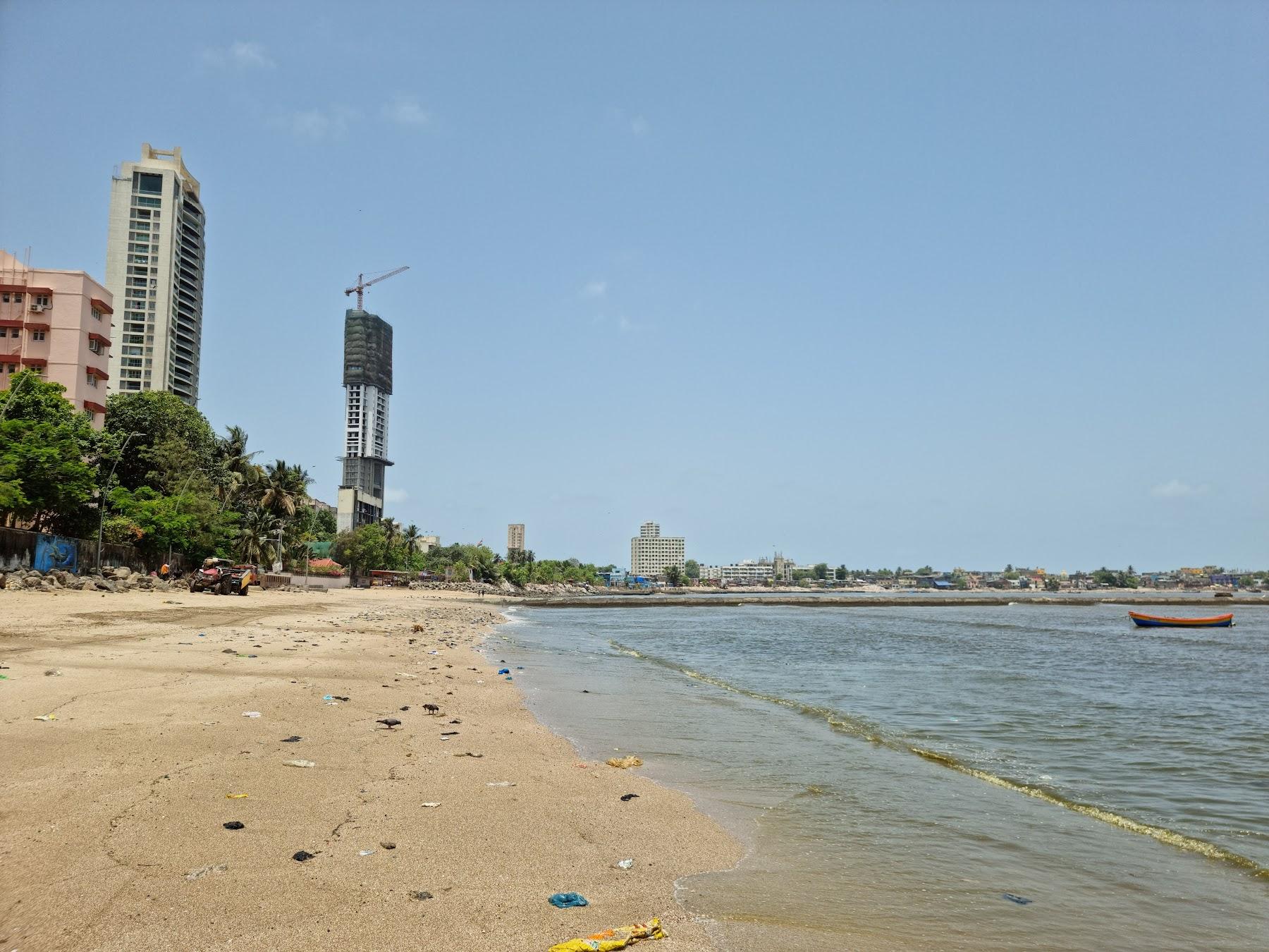 Sandee Dadar Beach
