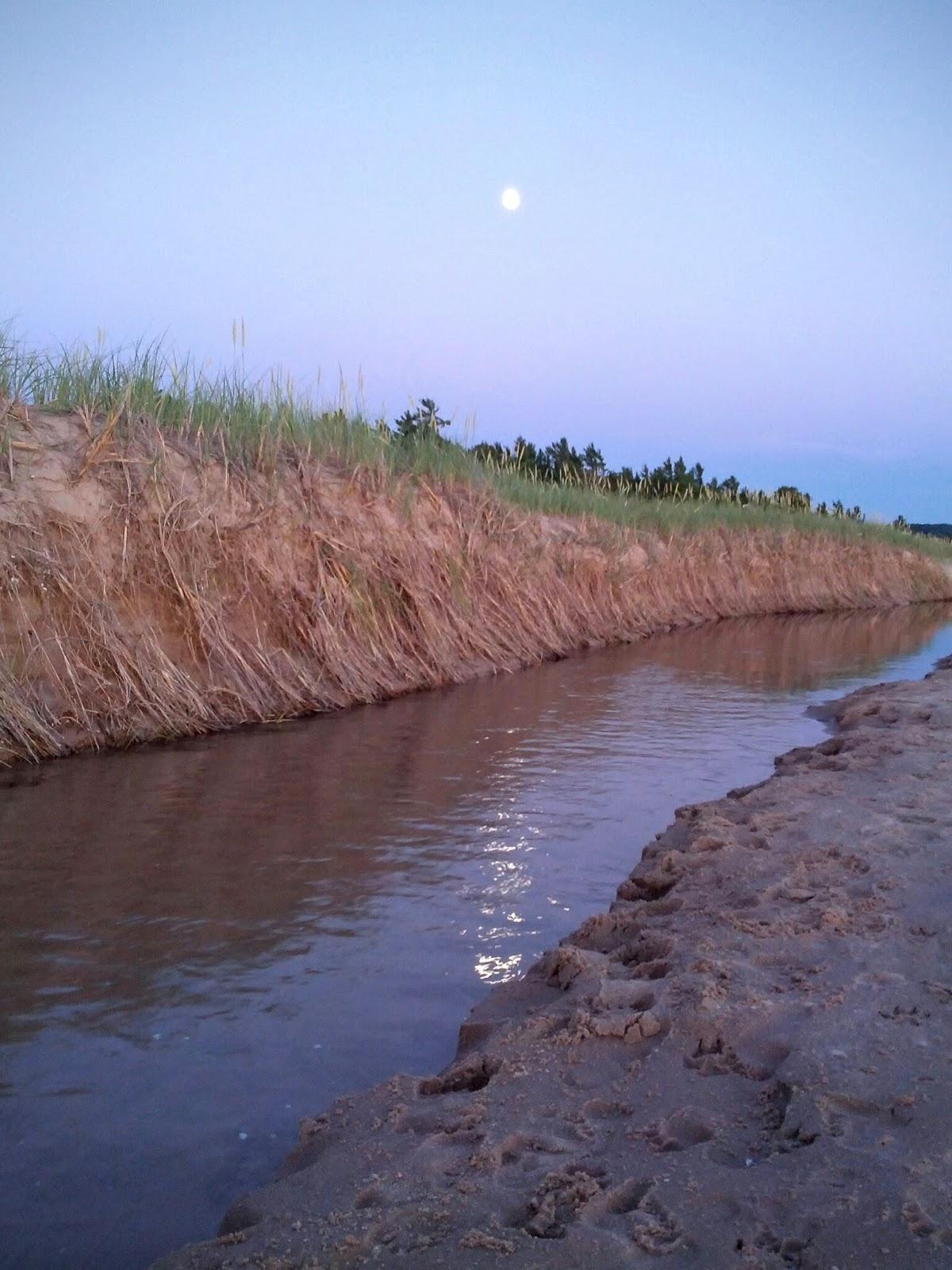 Sandee Menonaqua Beach Photo