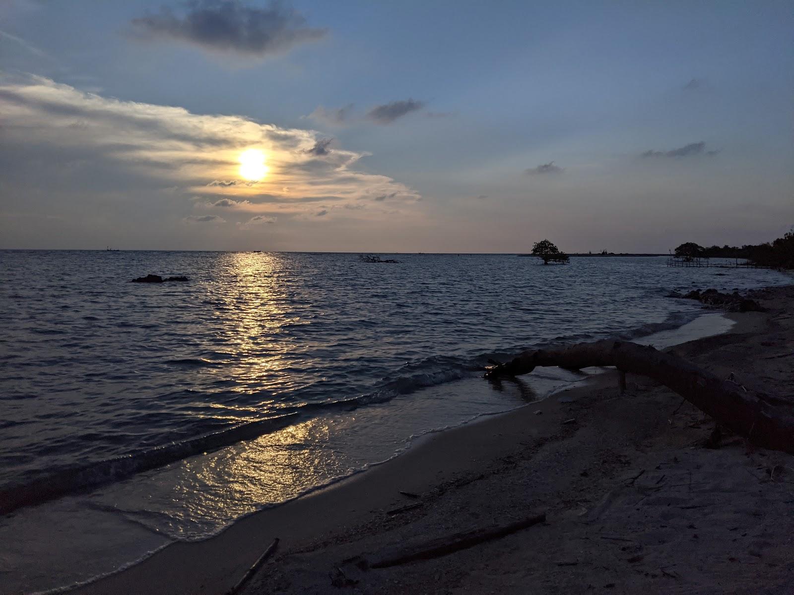 Sandee Pantai Ujung Piring Photo