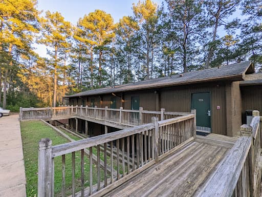 Sandee - Hickory Knob State Park