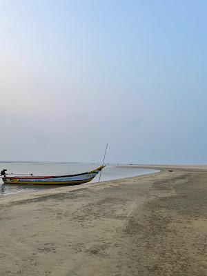 Sandee - Pazhaverkadu Boating Beach